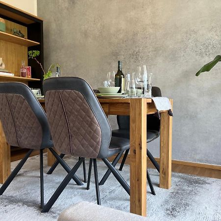 Designapartment Blue Sky -55M2-Free Parking & Wifi Graz Dış mekan fotoğraf